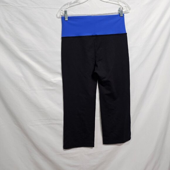 Alo Yoga Coolfit Capri Leggings Women Size S Black Straight Leg - Picture 7 of 12